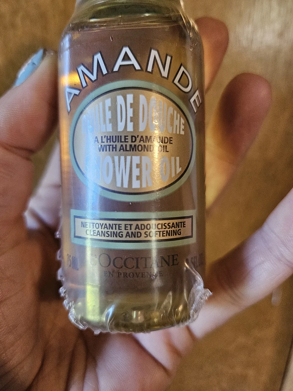 L'OCCITANE Almond Shower Oil - Huile De Douche 2.5 oz